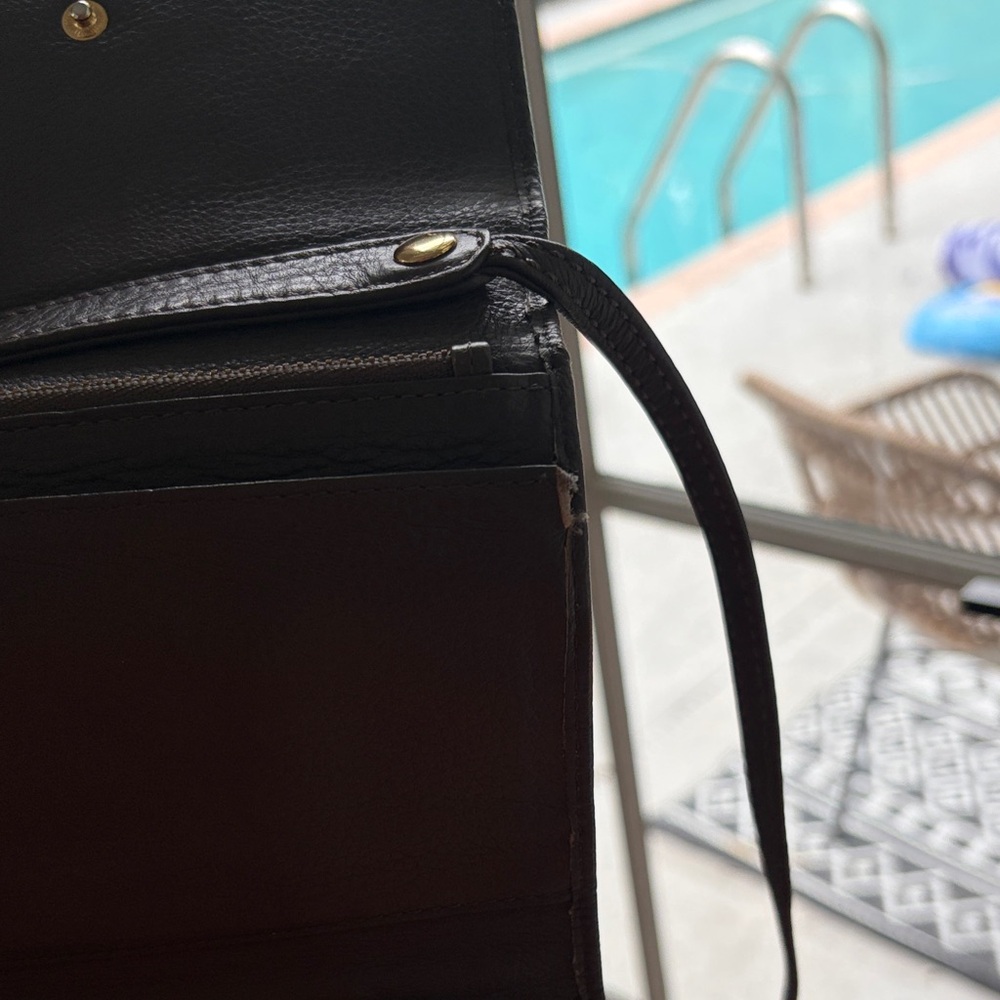 Marc by Marc Jacobs Gray Leather Wallet Crossbody - Picture 9 of 9